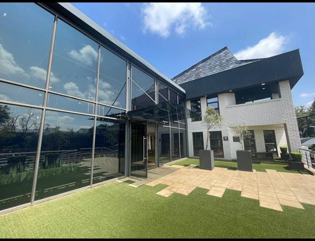 150M² OFFICE TO LET IN HURLINGHAM