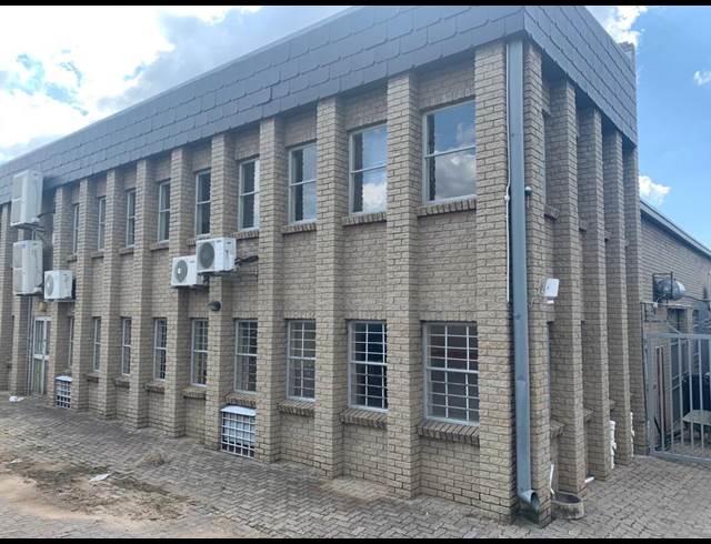 685M² WAREHOUSE TO LET IN EASTGATE