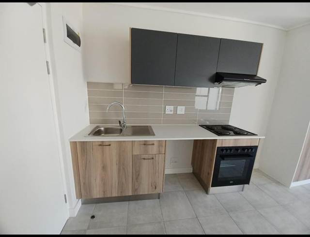 1 BEDROOM PROPERTY TO RENT IN GREENBAY ECO ESTATE