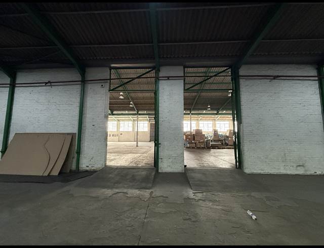 3,544M² WAREHOUSE TO LET IN EPPING INDUSTRIAL
