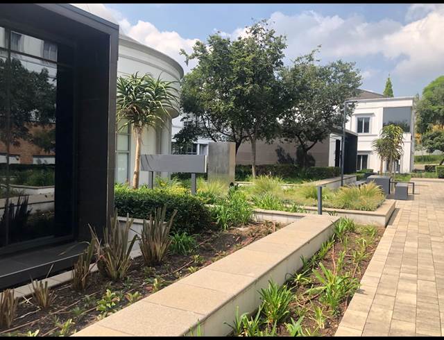 707M² OFFICE TO LET IN SANDHURST