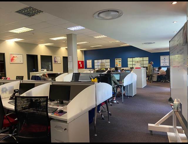 237M² OFFICE TO LET IN WESTLAKE