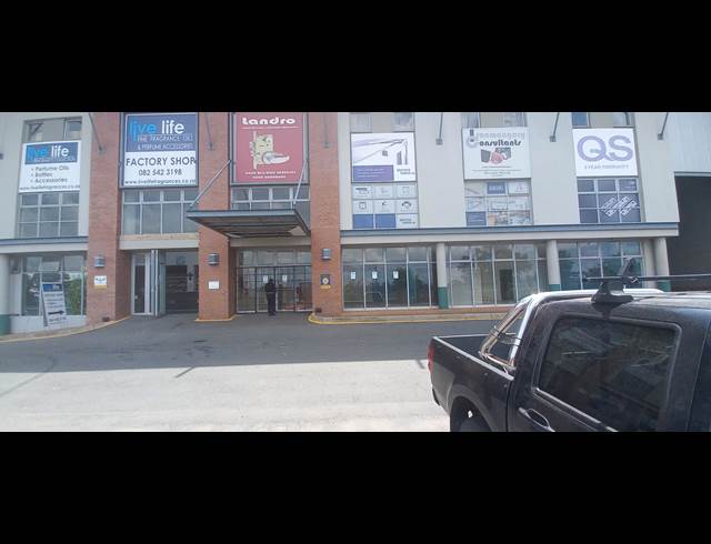 478M² RETAIL TO LET IN LASER PARK
