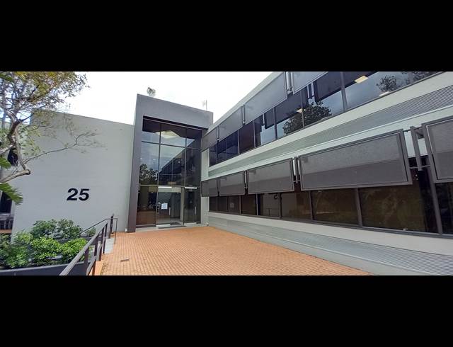 302M² OFFICE TO LET IN WOODMEAD