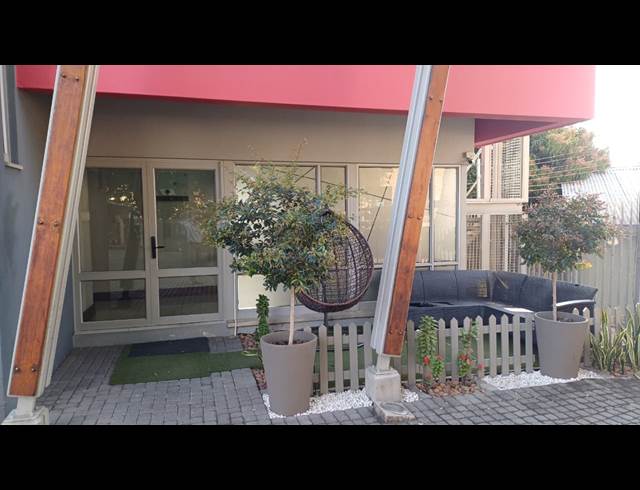 156M² OFFICE TO LET IN NELSPRUIT EXT 1