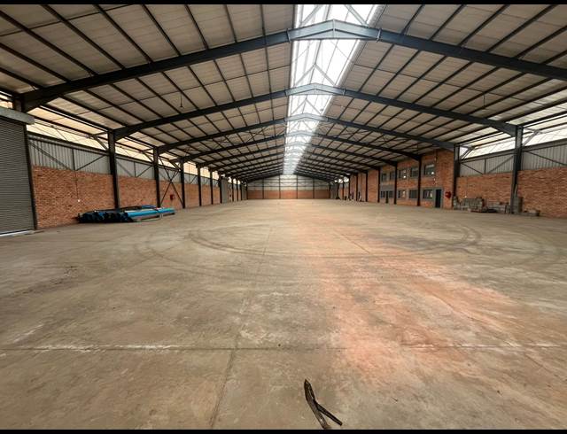 3,200M² WAREHOUSE TO LET IN WITHOK ESTATE