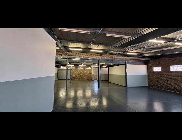 550M² WAREHOUSE TO LET IN CHAMDOR