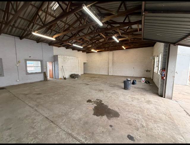 370M² WAREHOUSE TO LET IN MALMESBURY INDUSTRIA