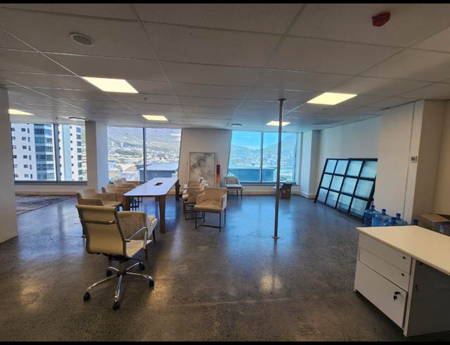 1,294M² RETAIL TO LET IN CAPE TOWN CITY CENTRE