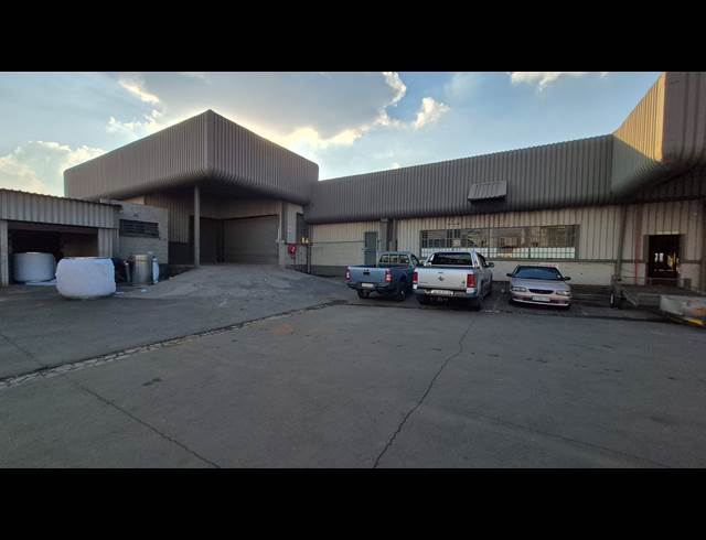 1,148M² FACTORY TO LET IN ANDERBOLT