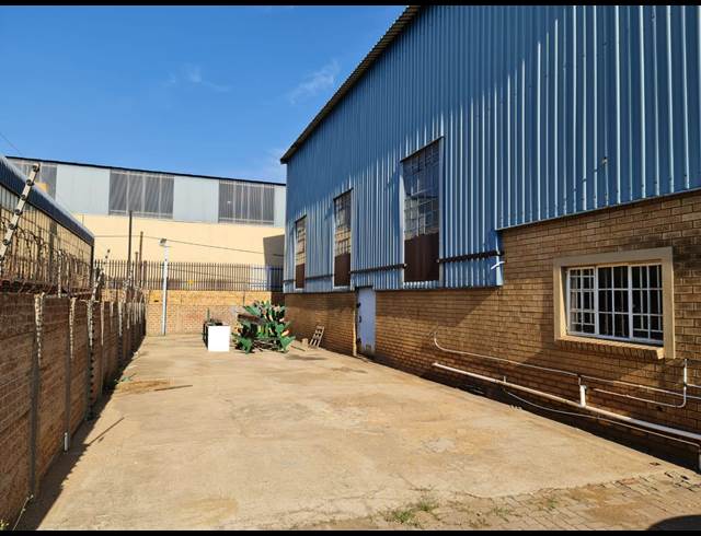 546M² WAREHOUSE TO LET IN WADEVILLE