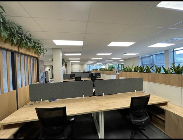 2,168M² OFFICE TO LET IN BRYANSTON