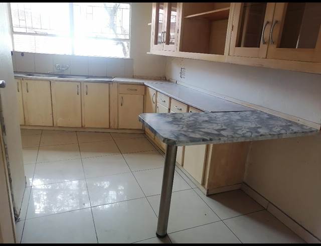 4 bed property to rent in RIDGEWAY