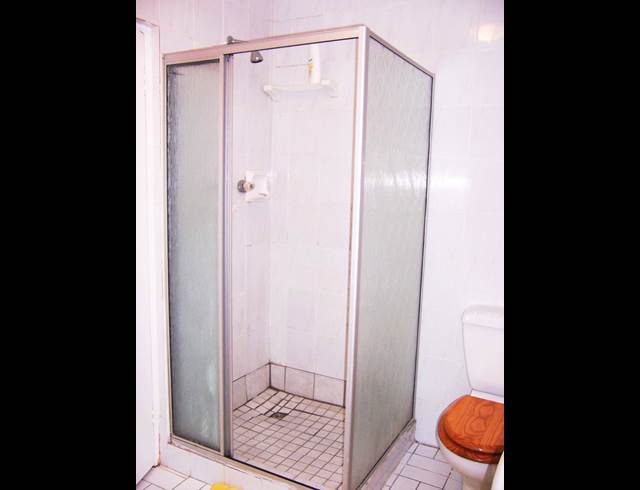 3 bed property to rent in ROSEBANK