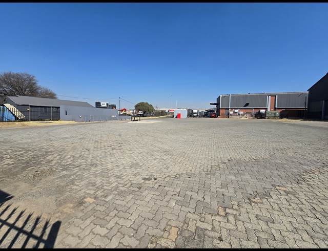 4,751M² WAREHOUSE TO LET IN TUNNEY