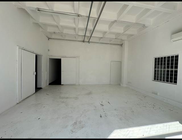 400M² WAREHOUSE TO LET IN HIGHVELD BUSINESS PARK