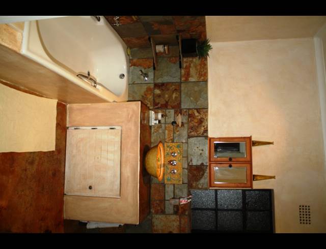 3 bed property to rent in NORTHCLIFF