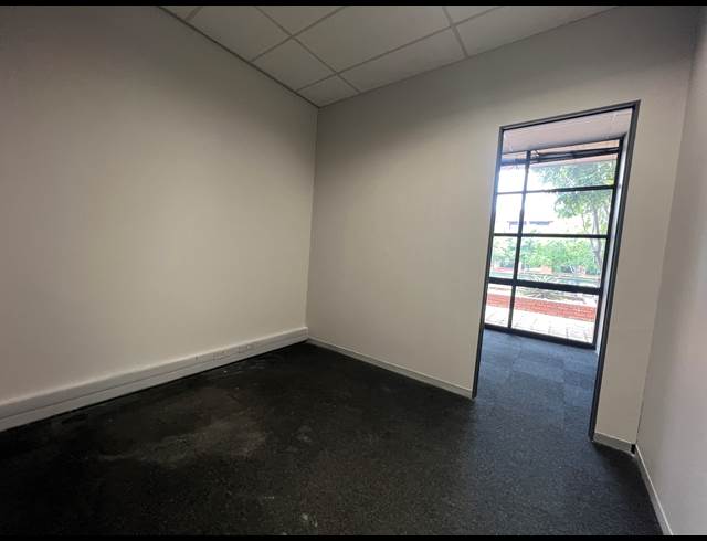 140M² OFFICE TO LET IN HIGHVELD