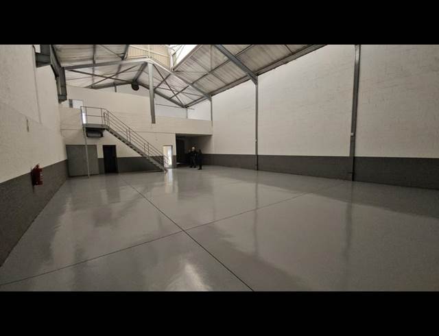 INDUSTRIAL PROPERTY TO RENT IN RANDJESPARK