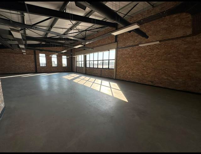 2,542.22M² WAREHOUSE TO LET IN RIVERSANDS