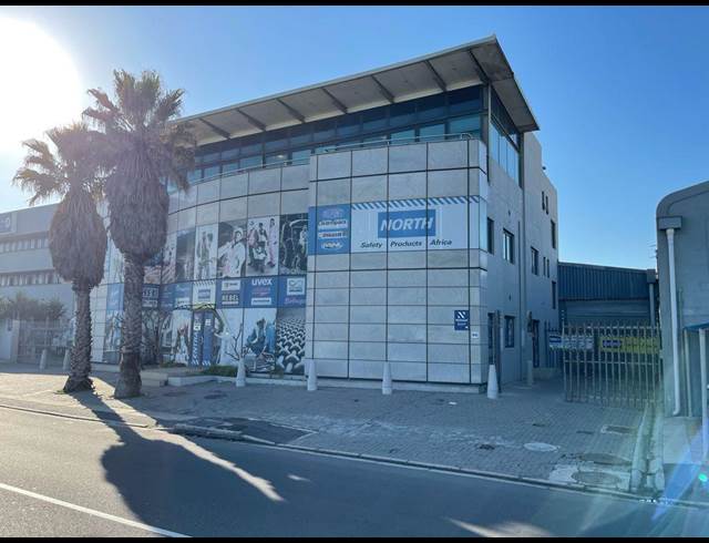 2,070M² WAREHOUSE TO LET IN PAARDEN EILAND