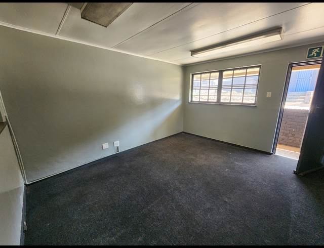 145M² WAREHOUSE TO LET IN WADEVILLE