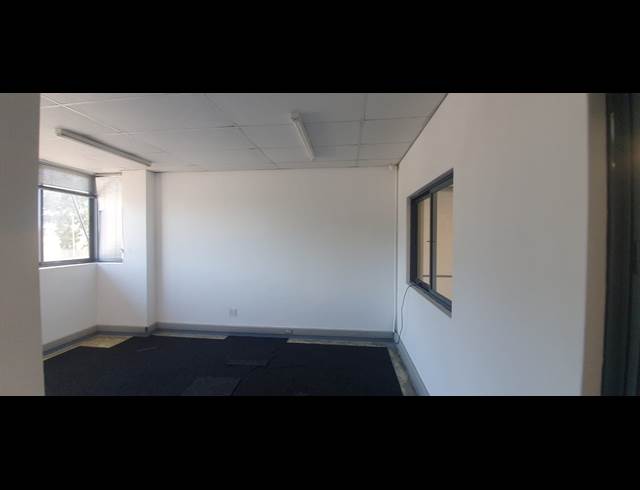 400M² WAREHOUSE TO LET IN AIRPORT INDUSTRIA