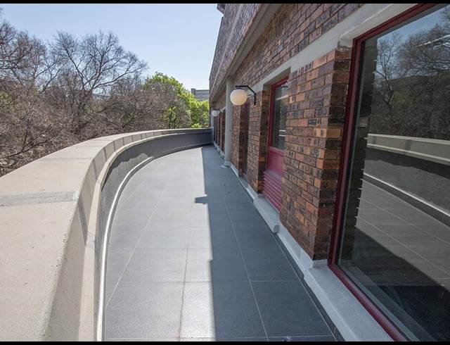 1,509M² OFFICE TO LET IN PARKTOWN