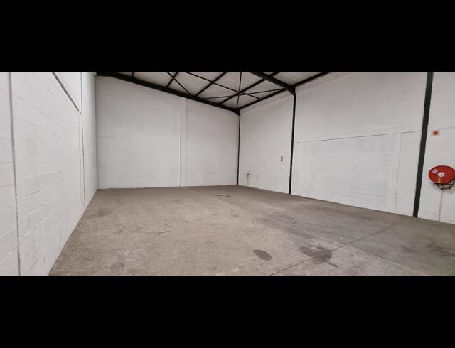 293M² WAREHOUSE TO LET IN BEACONVALE