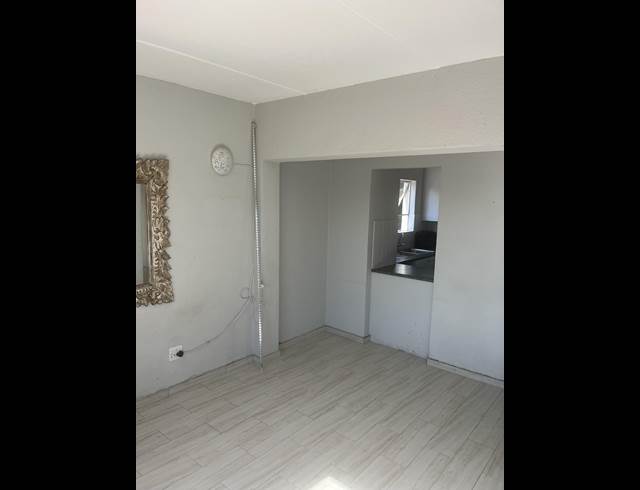2 BEDROOM APARTMENT RENTED IN MORNINGSIDE
