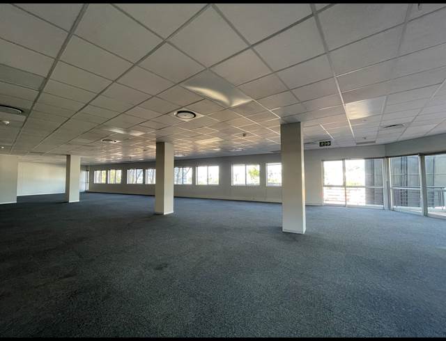 594M² OFFICE TO LET IN SANDTON CENTRAL