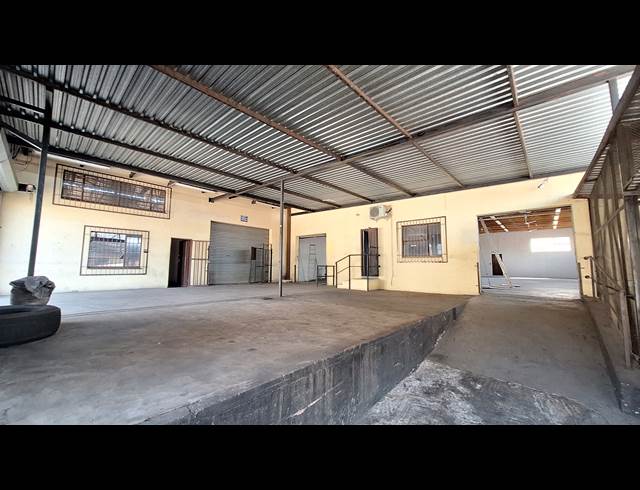 740M² MINI FACTORY TO LET IN MULDERSDRIFT