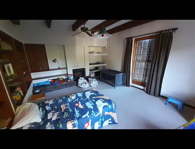 4 bed property to rent in LANGERUG