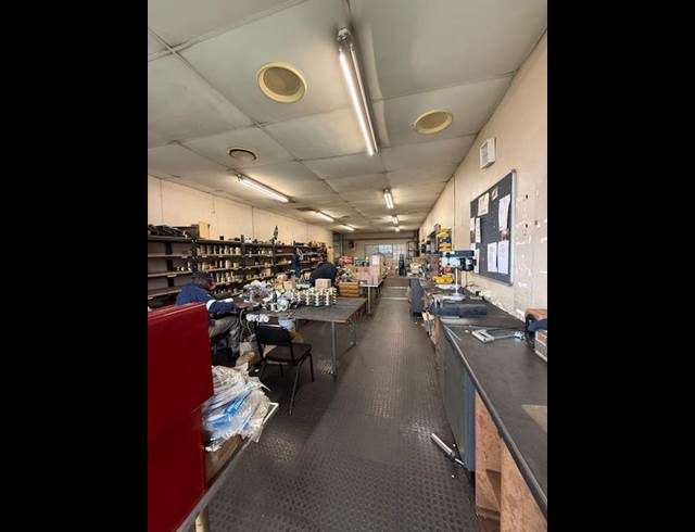 750M² FACTORY TO LET IN GERMISTON CENTRAL
