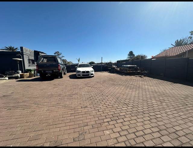 310M² OFFICE TO LET IN EASTLEIGH