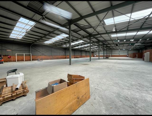 3,189M² WAREHOUSE TO LET IN RANDJESPARK