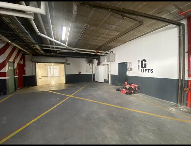 411M² OFFICE TO LET IN CLAREMONT