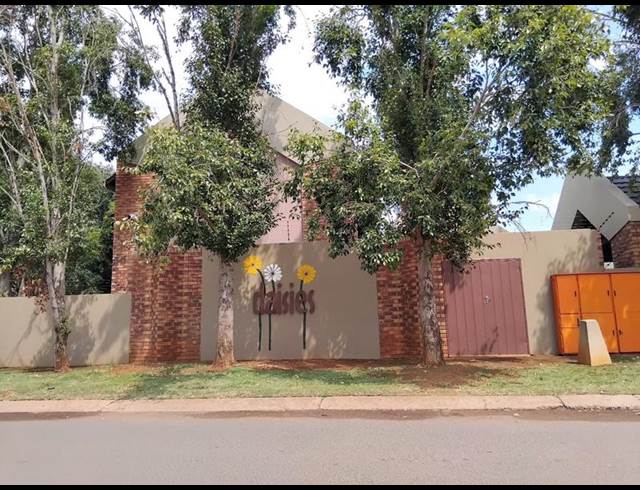 1 BEDROOM PROPERTY TO RENT IN DASSIE RAND