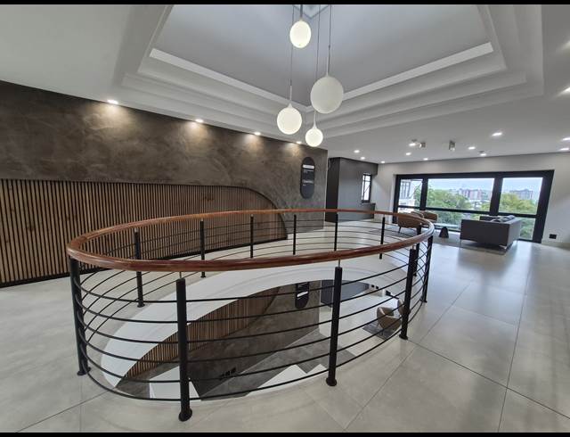 544M² OFFICE TO LET IN SANDTON CENTRAL
