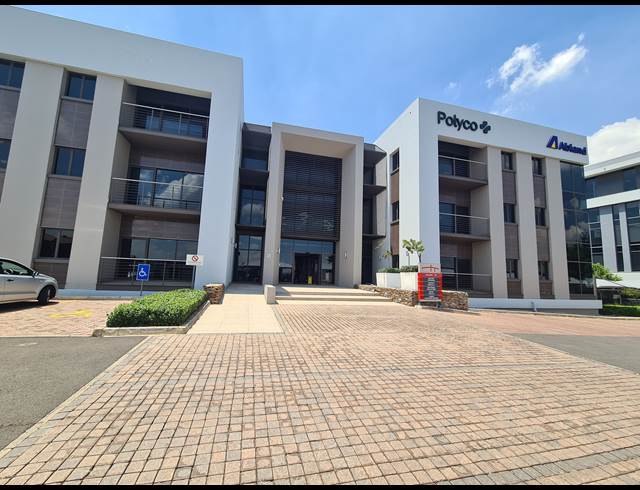 1,348M² OFFICE TO LET IN VORNA VALLEY