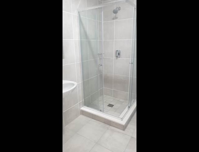 1 BEDROOM PROPERTY TO RENT IN GREENBAY ECO ESTATE