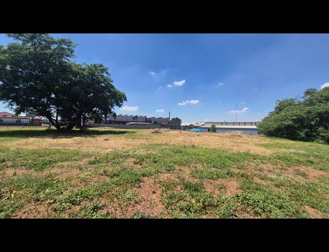 8,000M² VACANT LAND TO LET IN ANDERBOLT