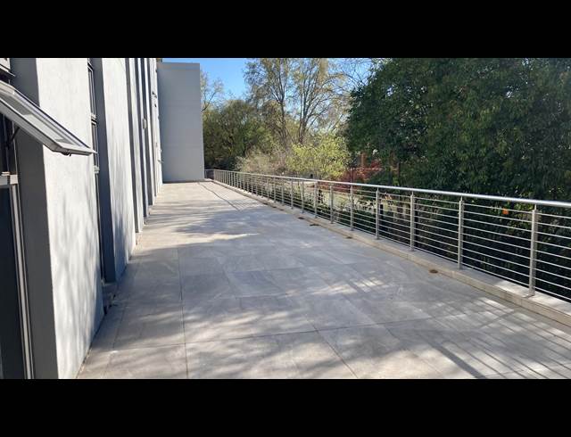 600M² OFFICE TO LET IN MELROSE ESTATE