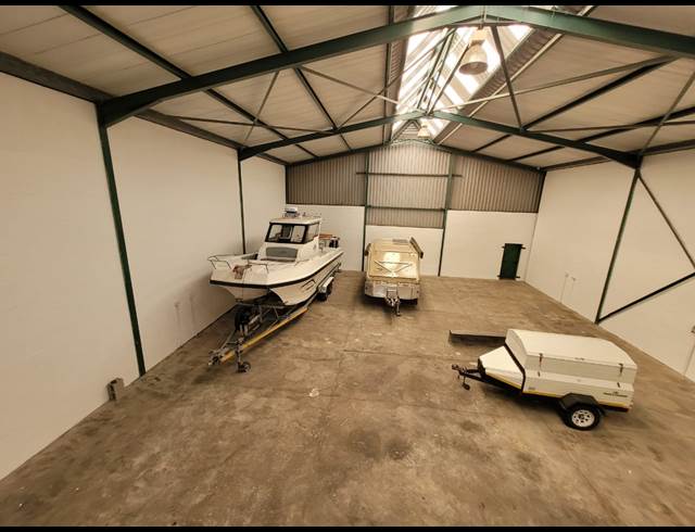 330M² WAREHOUSE TO LET IN KILLARNEY GARDENS