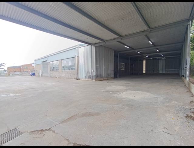 1,540M² WAREHOUSE TO LET IN WESTMEAD