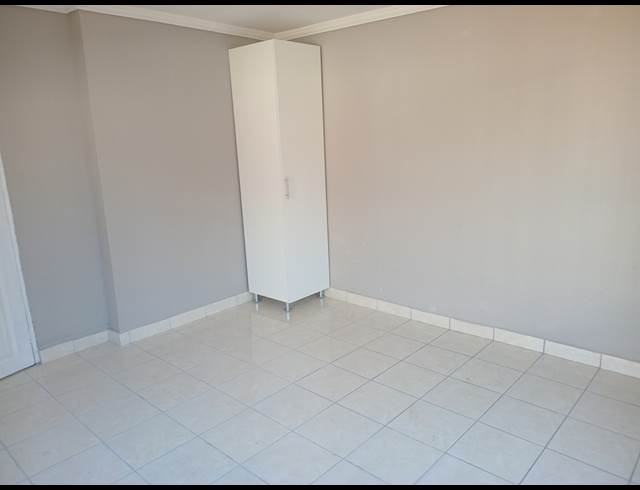 1 BEDROOM FREEHOLD TO LET IN COSMO CITY