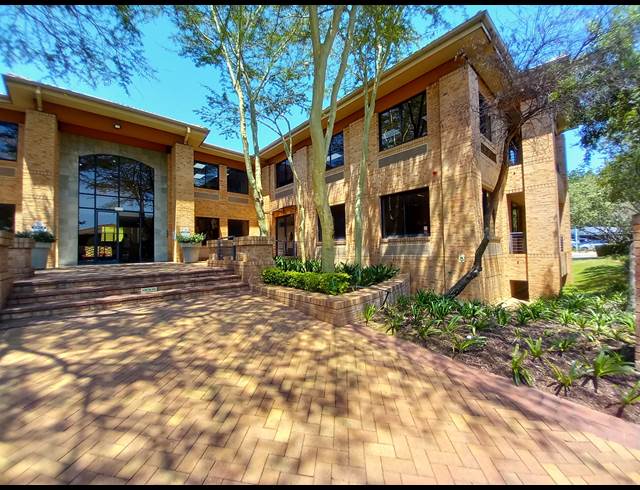 297M² OFFICE TO LET IN BRYANSTON