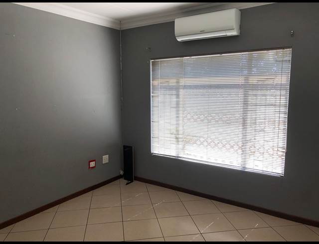 110M² OFFICE TO LET IN WIERDA PARK