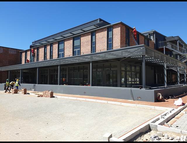 363M² OFFICE TO LET IN SALT RIVER