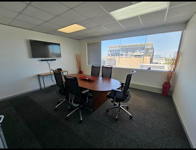 562M² OFFICE TO LET IN TYGER VALLEY